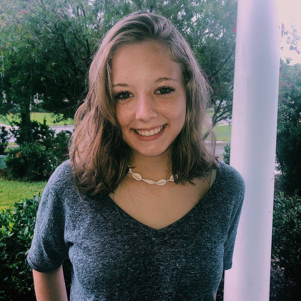 Meet your Posher, Hallie